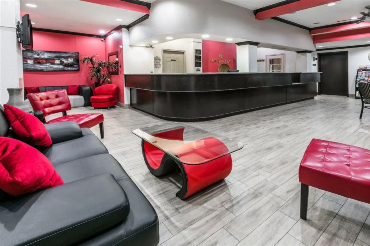 Ramada by Wyndham Oklahoma City Airport North Bagian luar foto