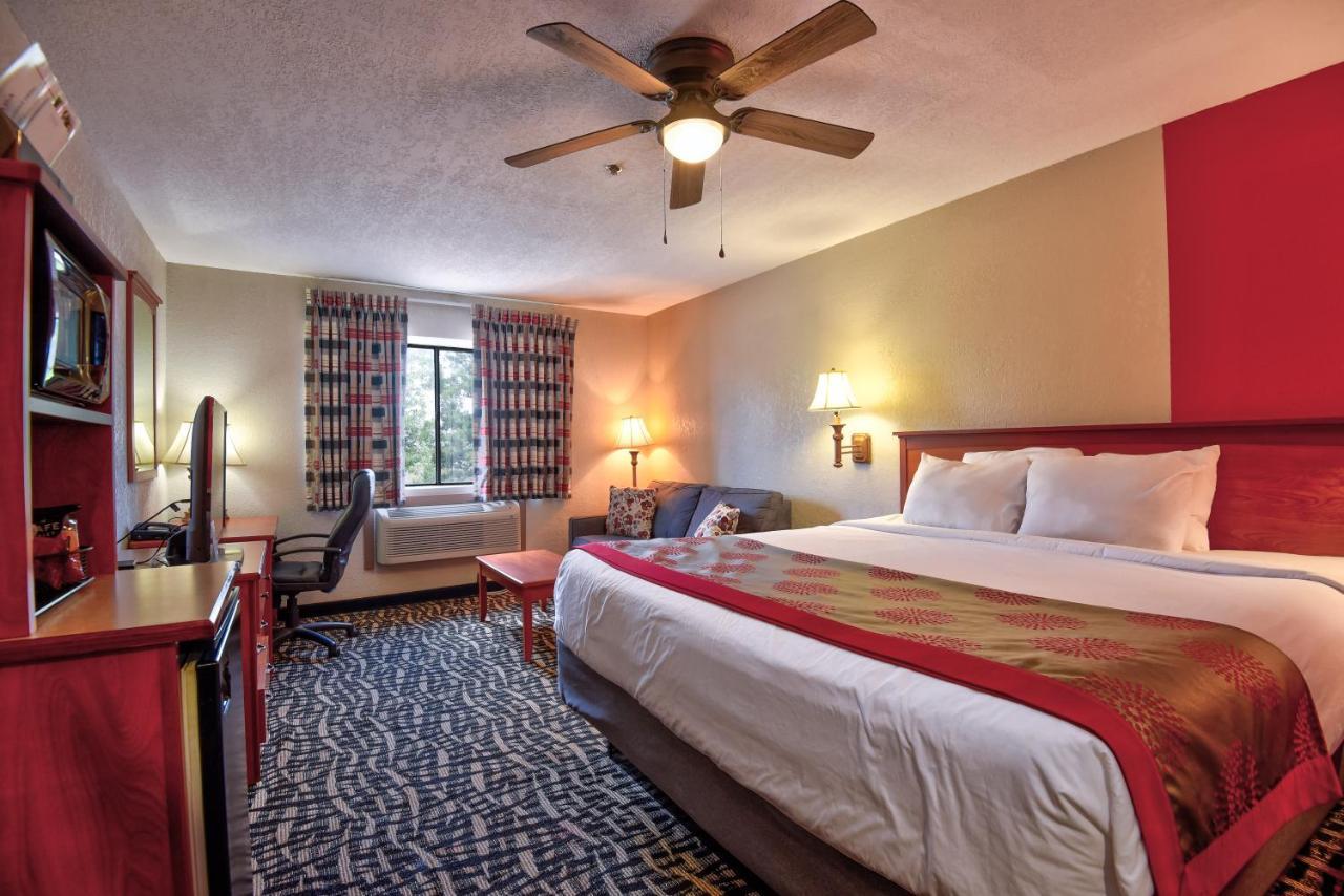 Ramada by Wyndham Oklahoma City Airport North Bagian luar foto